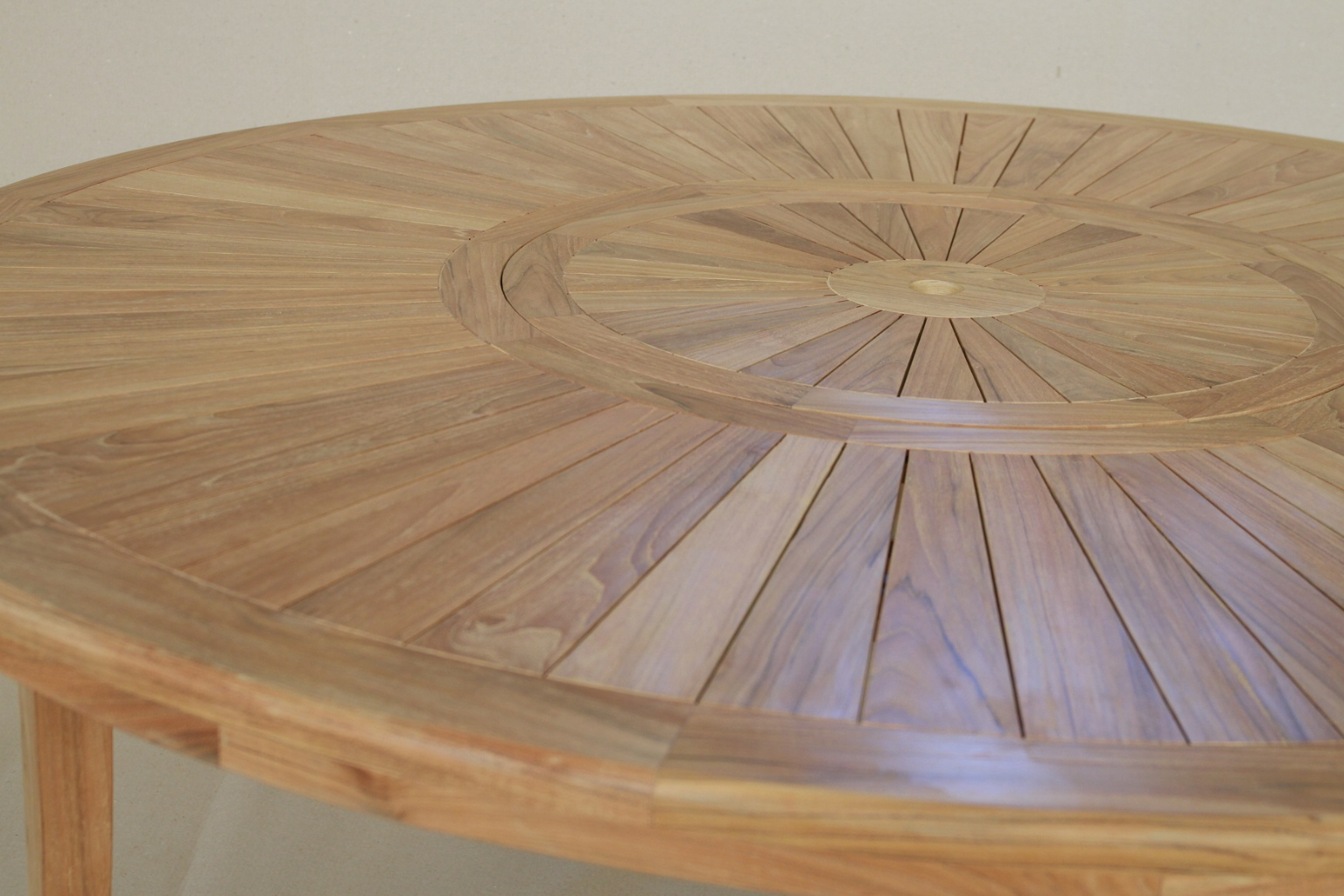 ARDHA Teak Round Pedestal Table - Image 2
